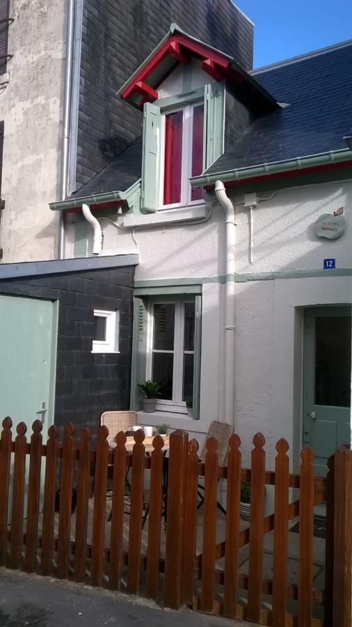 فيلا La P'Tite Normande فيلرفيل المظهر الخارجي الصورة