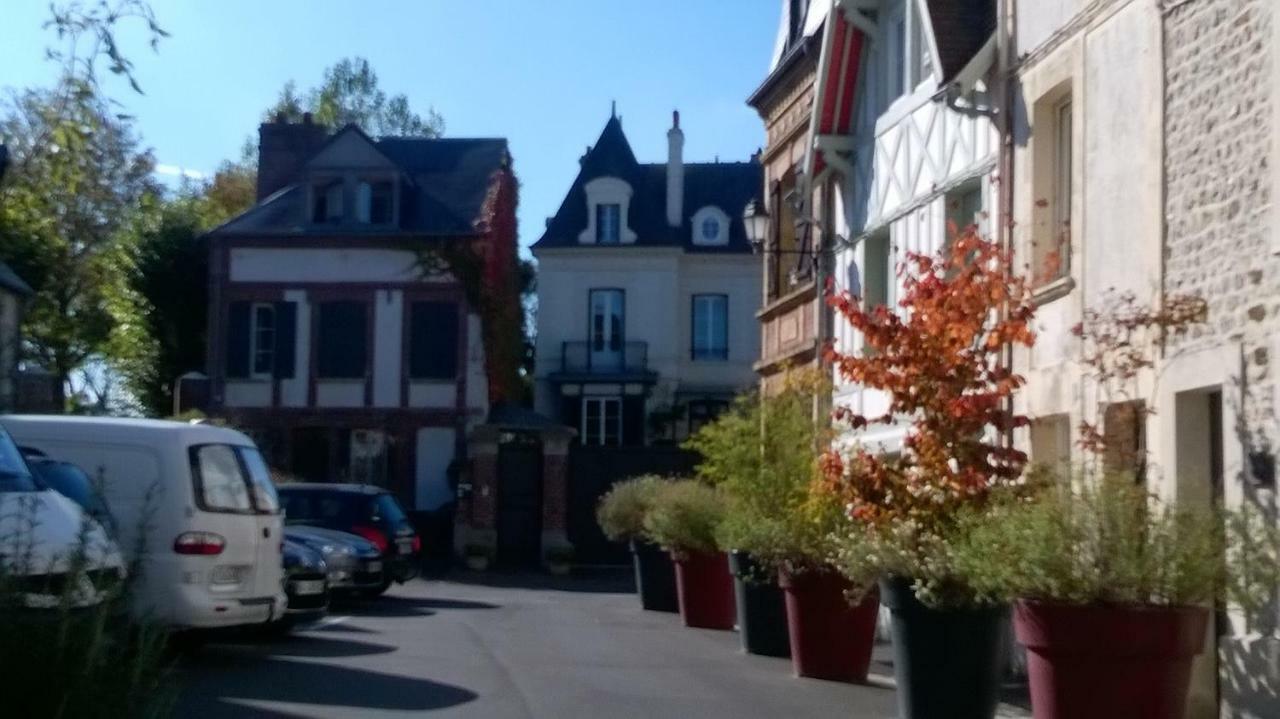 فيلا La P'Tite Normande فيلرفيل المظهر الخارجي الصورة