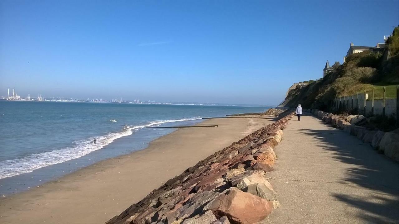 فيلا La P'Tite Normande فيلرفيل المظهر الخارجي الصورة